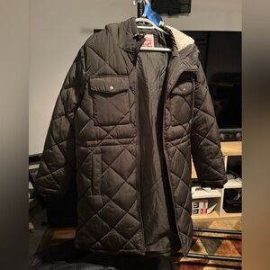 Levi Women’s Long Puffer Jacket (zipper broken)